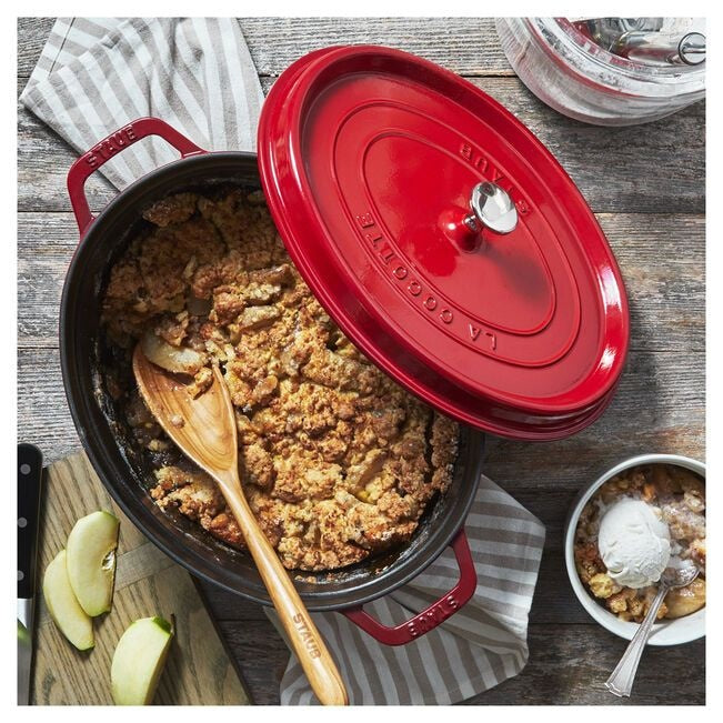 STAUB 5.5L / 5.75QT OVAL COCOTTE - CHERRY