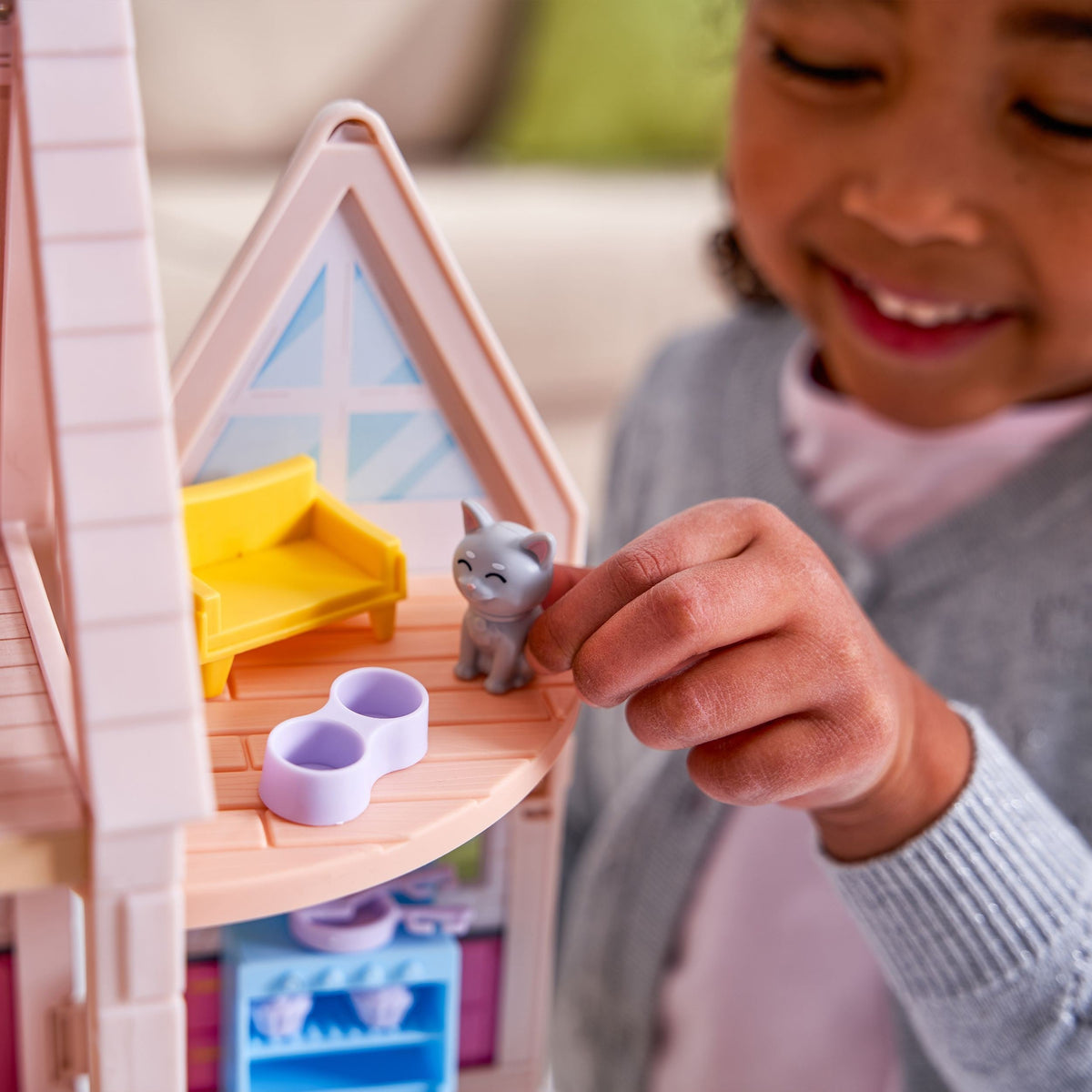 KidKraft Tote-ables Cottage Doll House Playset for Kids, Includes Doll, Ages 3+
